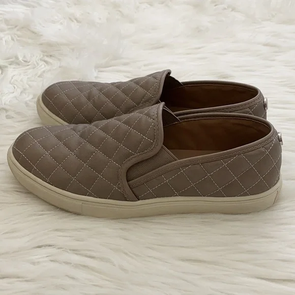 Steve Madden flats size 8 color grey - Picture 6 of 6